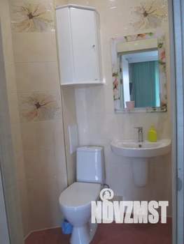 Студия квартира, посуточно, 30м2, 1/3 этаж