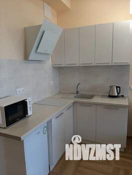 1-к квартира, посуточно, 33м2, 7/10 этаж