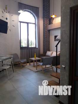 Студия квартира, посуточно, 40м2, 2/2 этаж