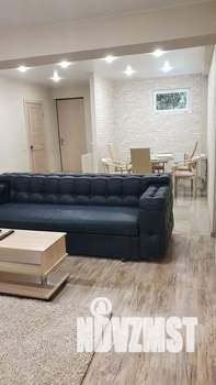 2-к квартира, посуточно, 65м2, 1/3 этаж