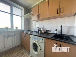 1-к квартира, посуточно, 35м2, 4/5 этаж