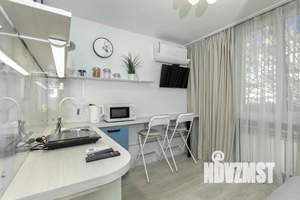 1-к квартира, посуточно, 13м2, 1/1 этаж