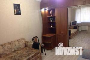 1-к квартира, посуточно, 33м2, 2/5 этаж