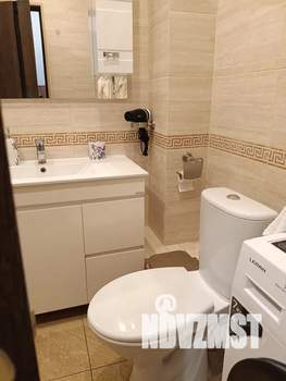 1-к квартира, посуточно, 35м2, 7/10 этаж