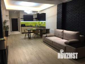 1-к квартира, посуточно, 56м2, 1/1 этаж