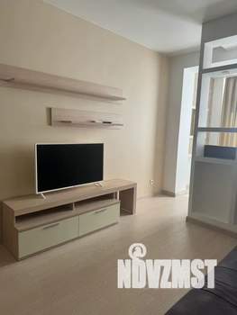 1-к квартира, посуточно, 50м2, 4/10 этаж