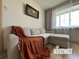 2-к квартира, посуточно, 50м2, 1/1 этаж