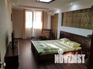 2-к квартира, посуточно, 65м2, 3/11 этаж