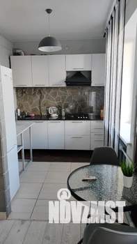 3-к квартира, посуточно, 47м2, 1/2 этаж