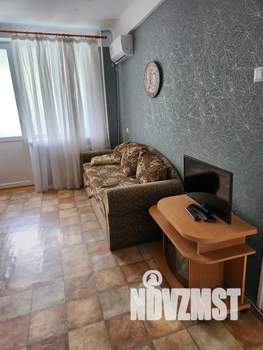 1-к квартира, посуточно, 32м2, 2/4 этаж