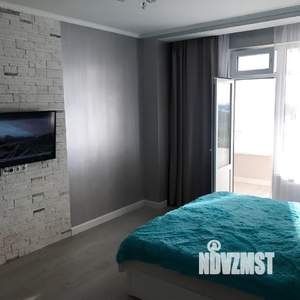 1-к квартира, посуточно, 54м2, 4/10 этаж