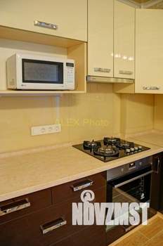 1-к квартира, посуточно, 60м2, 1/1 этаж