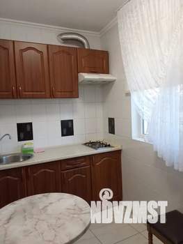 1-к квартира, посуточно, 48м2, 3/3 этаж