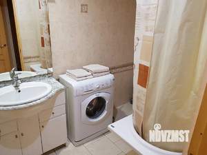 1-к квартира, посуточно, 38м2, 3/3 этаж