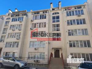 3-к квартира, вторичка, 82м2, 5/5 этаж