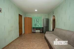 2-к квартира, вторичка, 43м2, 1/5 этаж