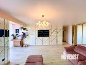 4-к квартира, вторичка, 160м2, 9/10 этаж