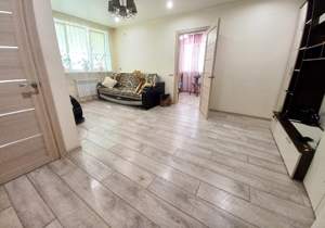 2-к квартира, вторичка, 42м2, 1/5 этаж
