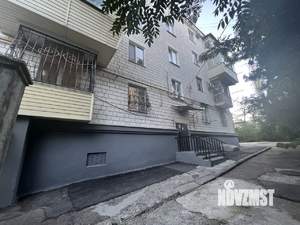 2-к квартира, вторичка, 40м2, 1/4 этаж