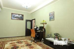 1-к квартира, вторичка, 59м2, 1/4 этаж