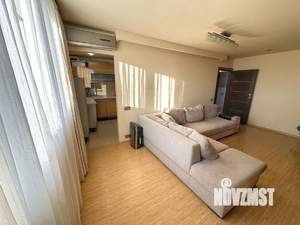 2-к квартира, вторичка, 67м2, 9/9 этаж