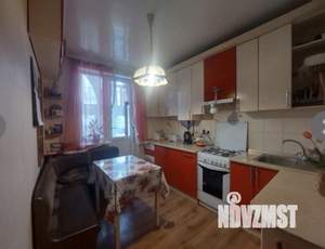 2-к квартира, вторичка, 64м2, 1/6 этаж