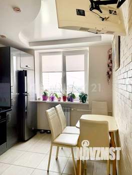 3-к квартира, вторичка, 56м2, 5/5 этаж