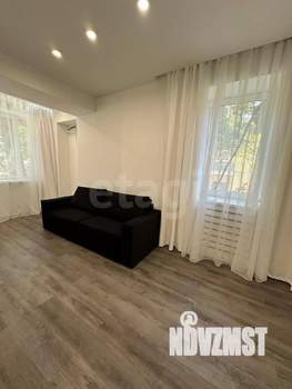 2-к квартира, вторичка, 42м2, 1/2 этаж