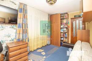 2-к квартира, вторичка, 40м2, 1/5 этаж