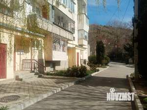 1-к квартира, вторичка, 35м2, 1/5 этаж