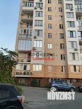 2-к квартира, вторичка, 54м2, 1/9 этаж