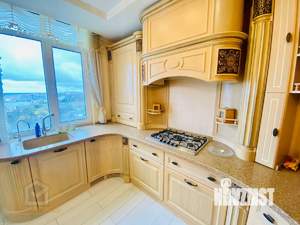 3-к квартира, вторичка, 120м2, 6/10 этаж