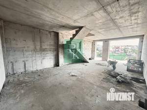 4-к квартира, вторичка, 135м2, 1/3 этаж