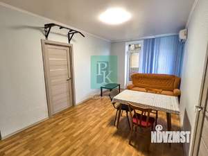 3-к квартира, вторичка, 56м2, 5/5 этаж