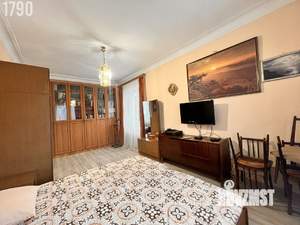 3-к квартира, вторичка, 80м2, 3/3 этаж