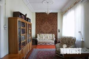 4-к квартира, вторичка, 125м2, 4/4 этаж