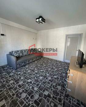 2-к квартира, вторичка, 67м2, 1/10 этаж