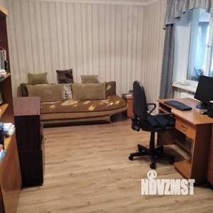 3-к квартира, вторичка, 72м2, 1/2 этаж
