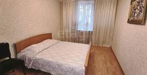 3-к квартира, вторичка, 74м2, 1/4 этаж