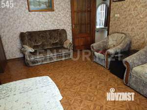 2-к квартира, вторичка, 60м2, 3/3 этаж