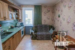 4-к квартира, вторичка, 120м2, 1/9 этаж