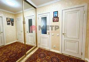 2-к квартира, вторичка, 64м2, 1/10 этаж