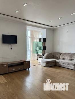 4-к квартира, вторичка, 129м2, 5/5 этаж