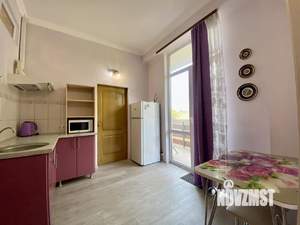 2-к квартира, вторичка, 49м2, 1/5 этаж