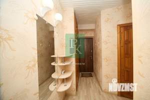 3-к квартира, вторичка, 64м2, 1/5 этаж