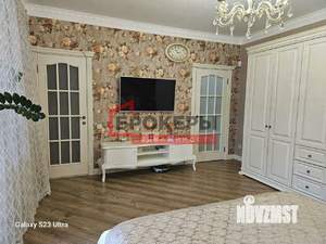 5-к квартира, вторичка, 150м2, 1/5 этаж