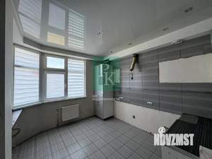 2-к квартира, вторичка, 62м2, 1/10 этаж