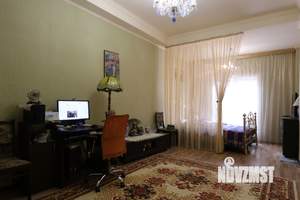 1-к квартира, вторичка, 59м2, 1/4 этаж