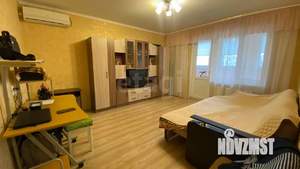 2-к квартира, вторичка, 62м2, 1/10 этаж