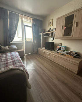 3-к квартира, вторичка, 70м2, 2/10 этаж